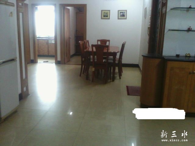 225555928cudd02wecc7eq.jpg