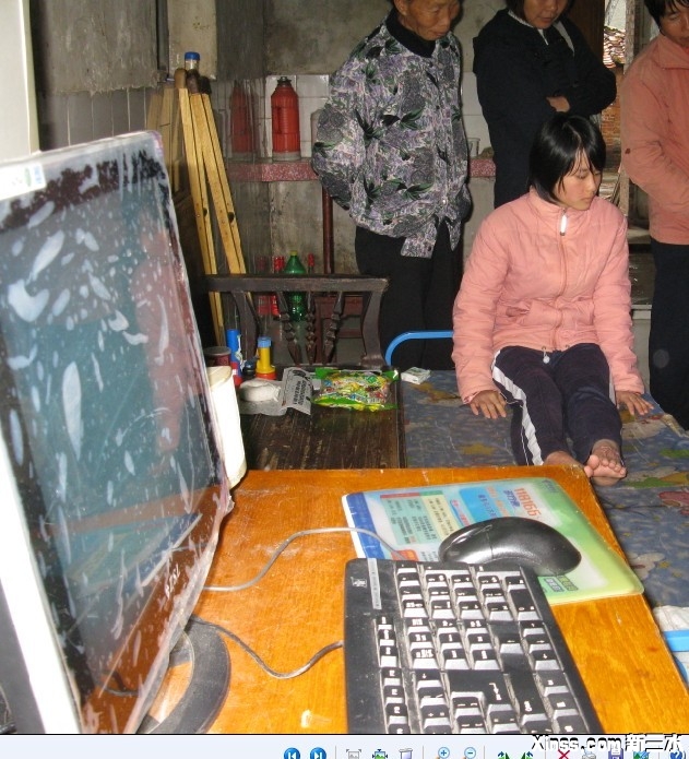 ��������