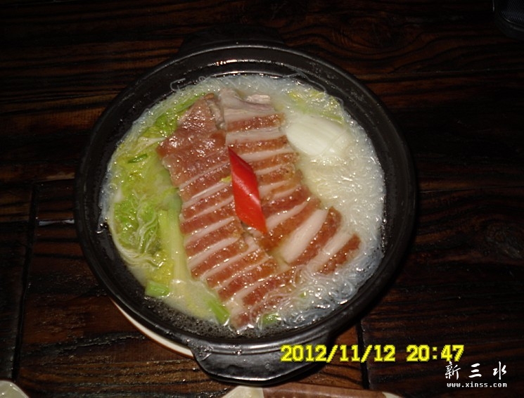 烧肉煲淋娃娃菜25元例.JPG