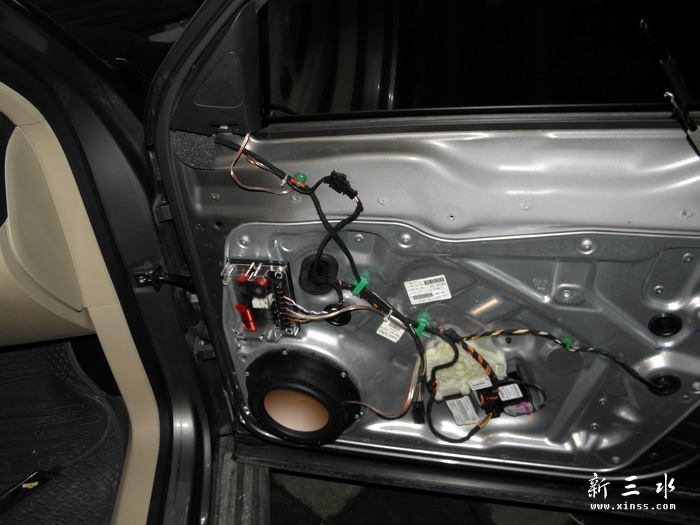 M1600.jpg