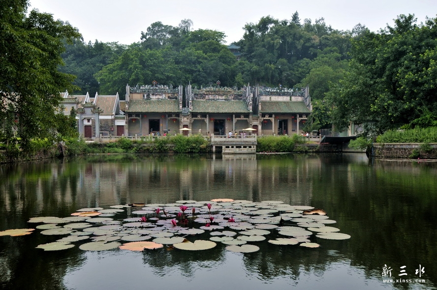 《灵洁》