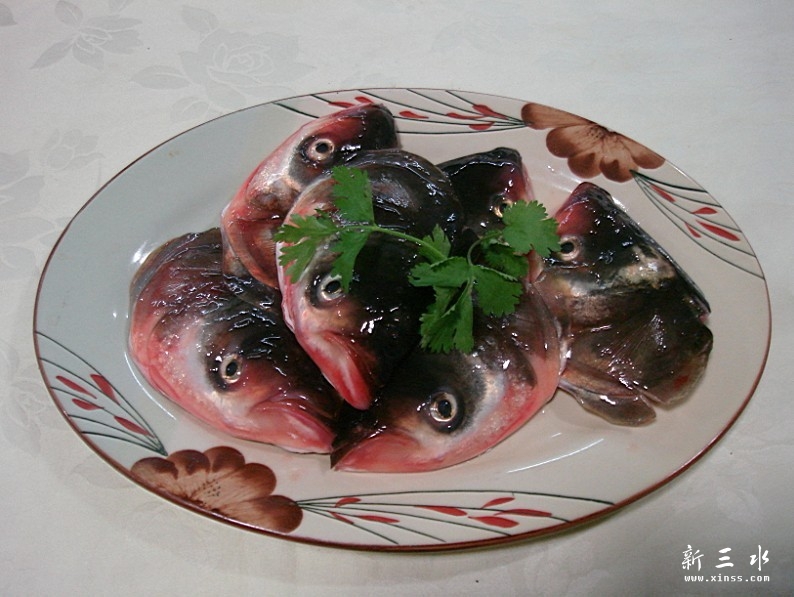 新鲜“鱼头”