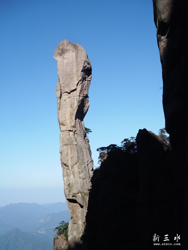蟒蛇出山.jpg