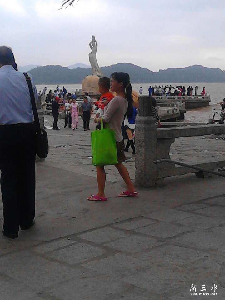 QQ图片20131111213701.jpg