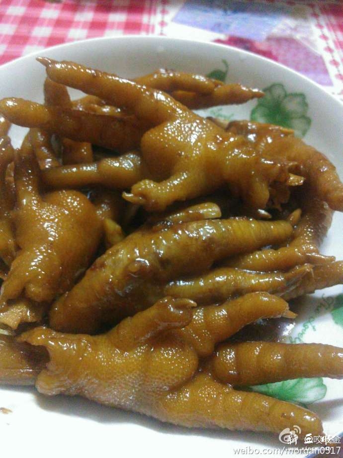 卤水鸡脚.jpg