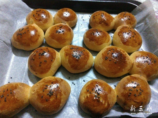 痛心的小餐包.jpg