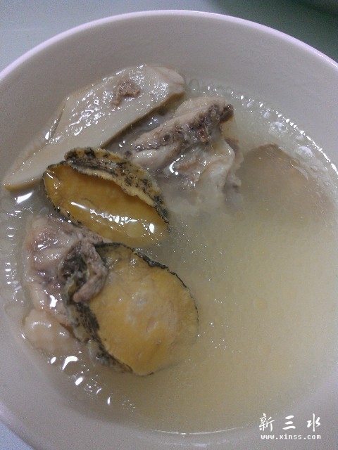 鲍鱼鸡肉杏鲍菇汤.jpg