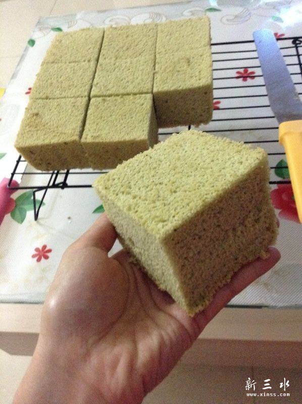 抹茶戚风.jpg