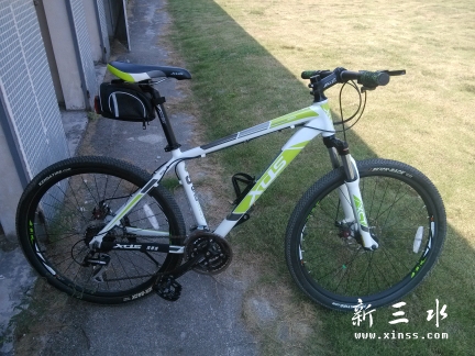 侧面照1