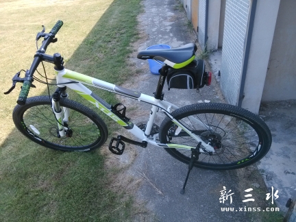 侧面照2