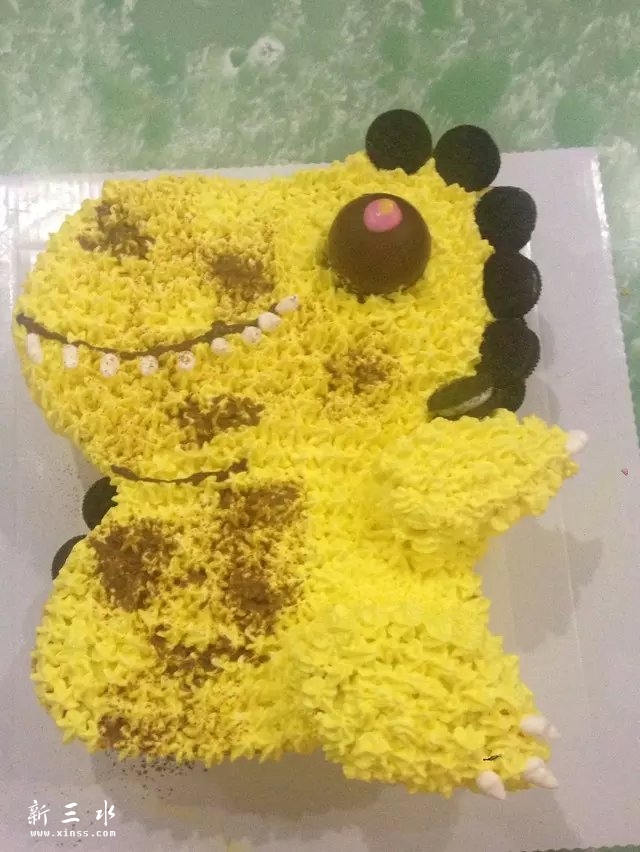 恐龙蛋糕