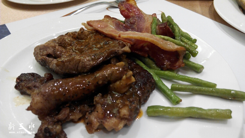 195450b2562xhbt61h25f8.jpg