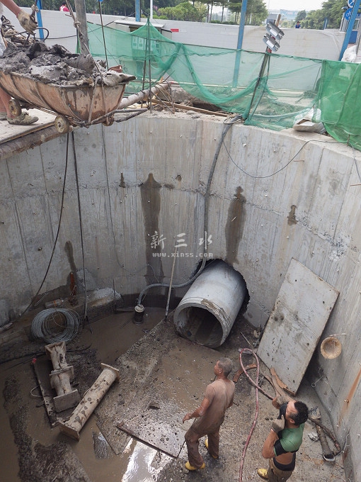 2015-08-01人工顶管11.jpg
