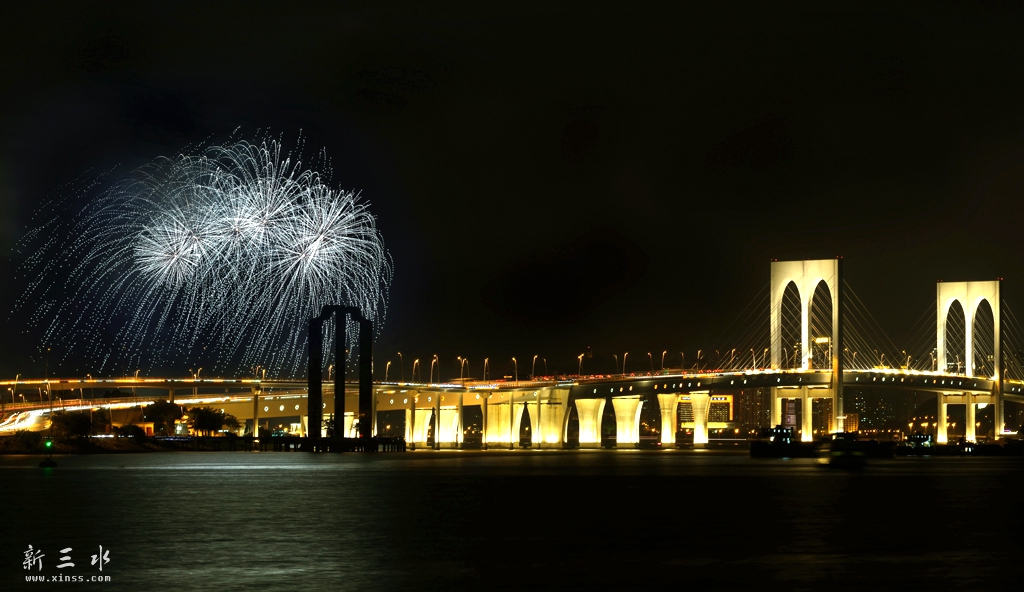 DSC_3225A.jpg