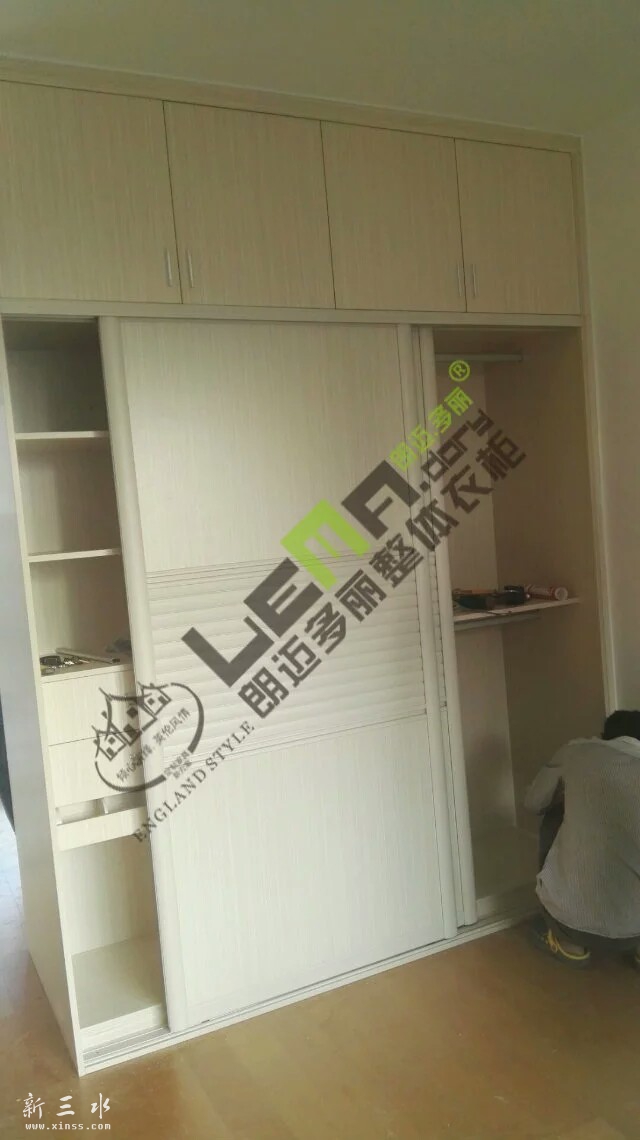 朗迈多丽衣柜实体图1464361719572.jpeg