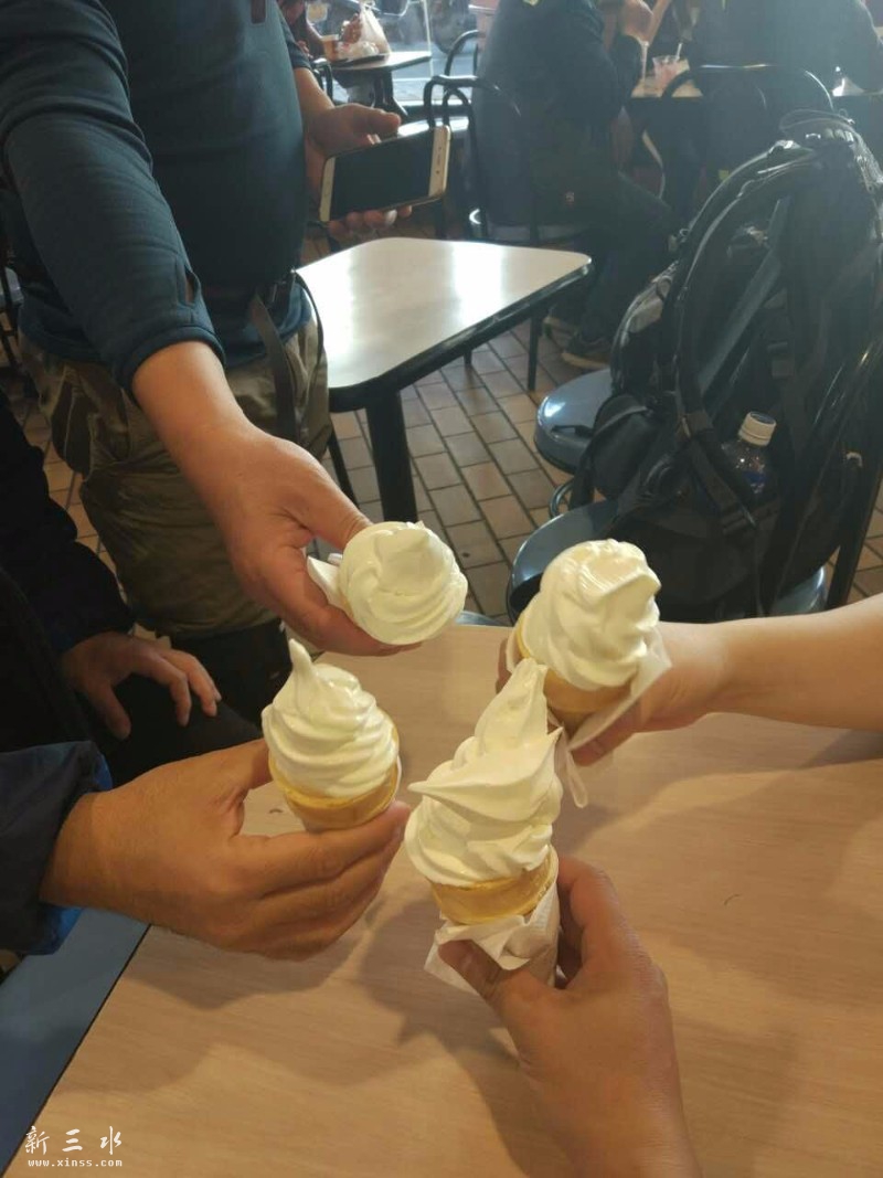 ����m�ǣ�������İ�����·��������С��һ�£����