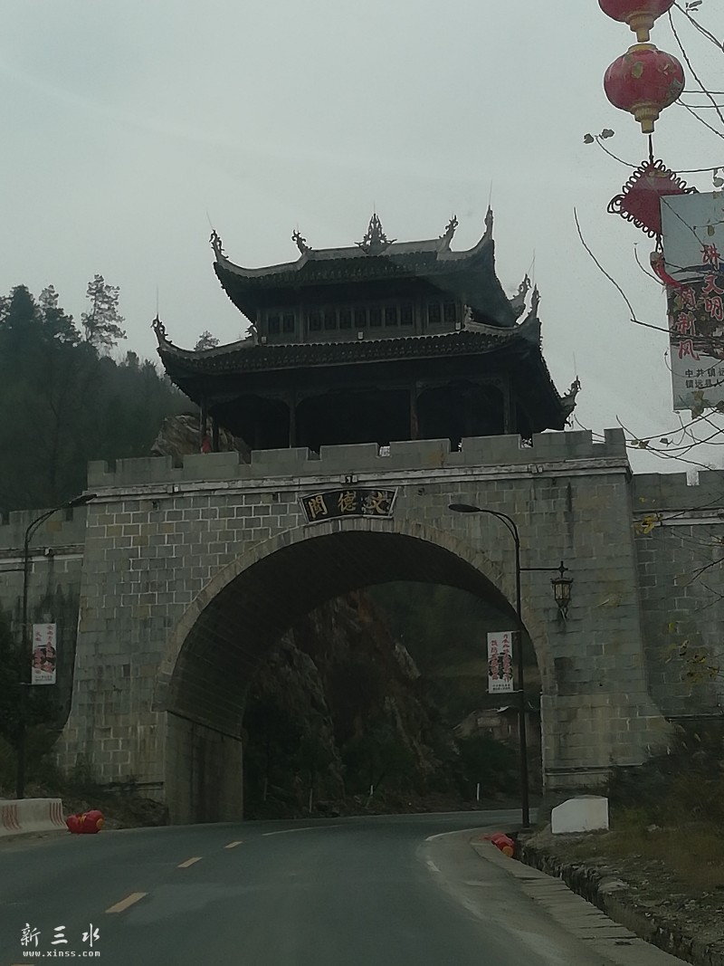 �����ص�