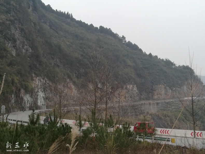 ��������·����Ϫ��306�ص�����Զ�ų�