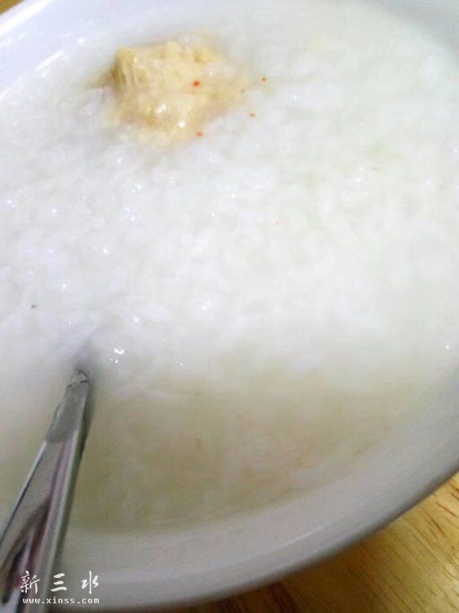 白粥配腐乳，绝配！