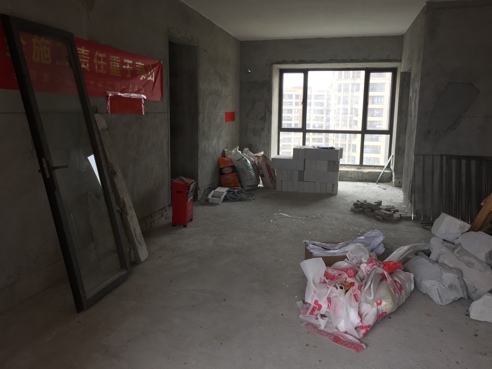 210152r192z1592xx27l5t.jpg