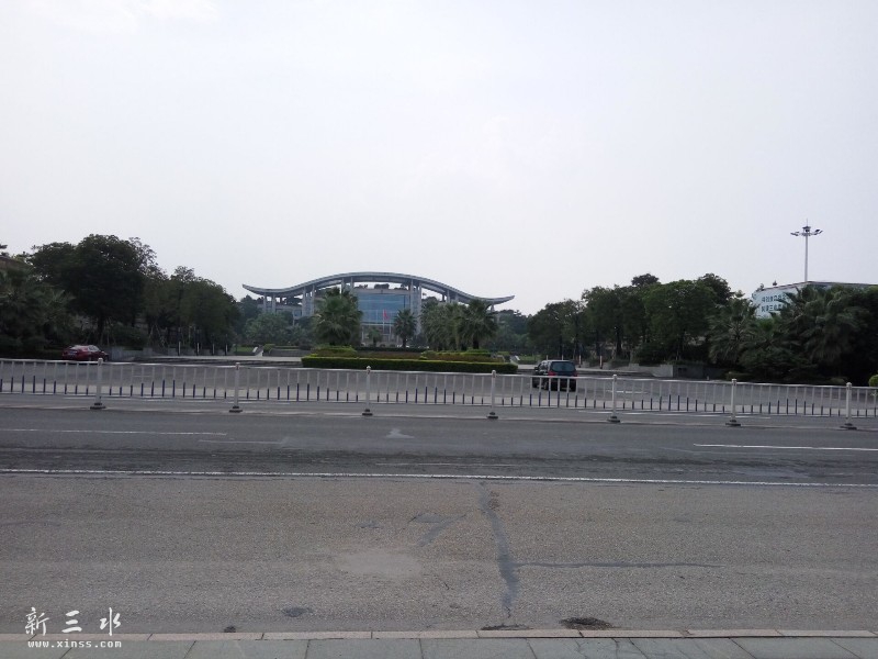 �ƶ����ֵ���¥