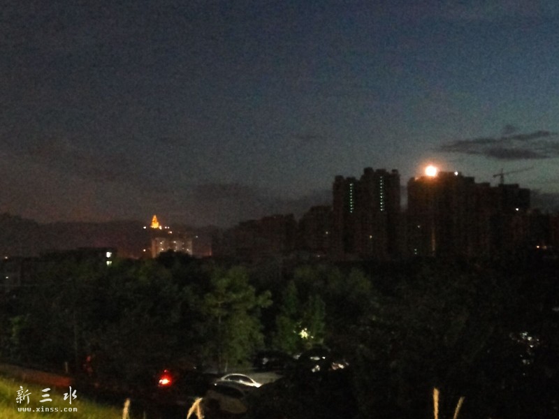 ��߳�ɫ�ľ����Ϻ�����ɽ�Ϻ�����