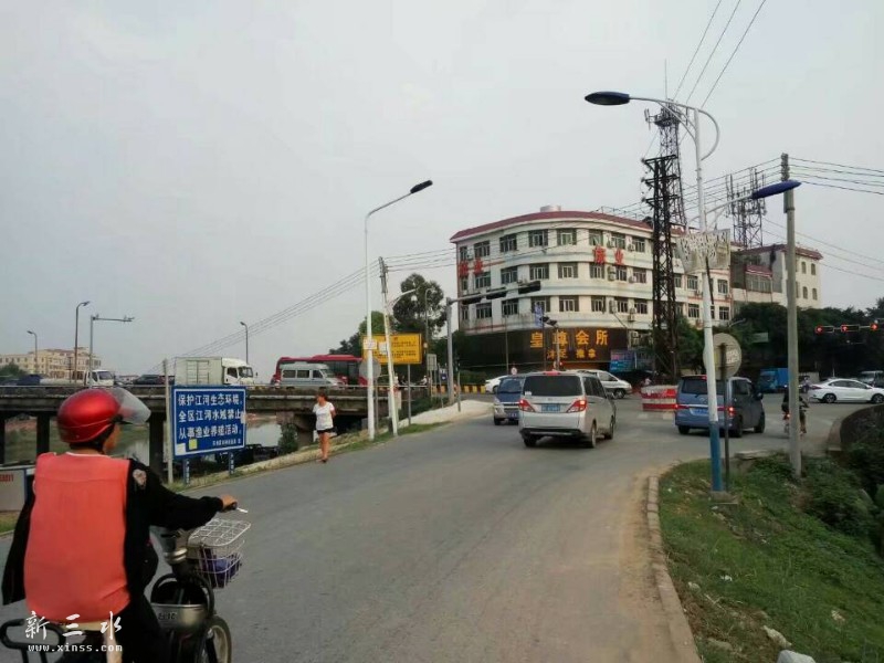 �Ὥ��Χ��ƿ�һֱ��