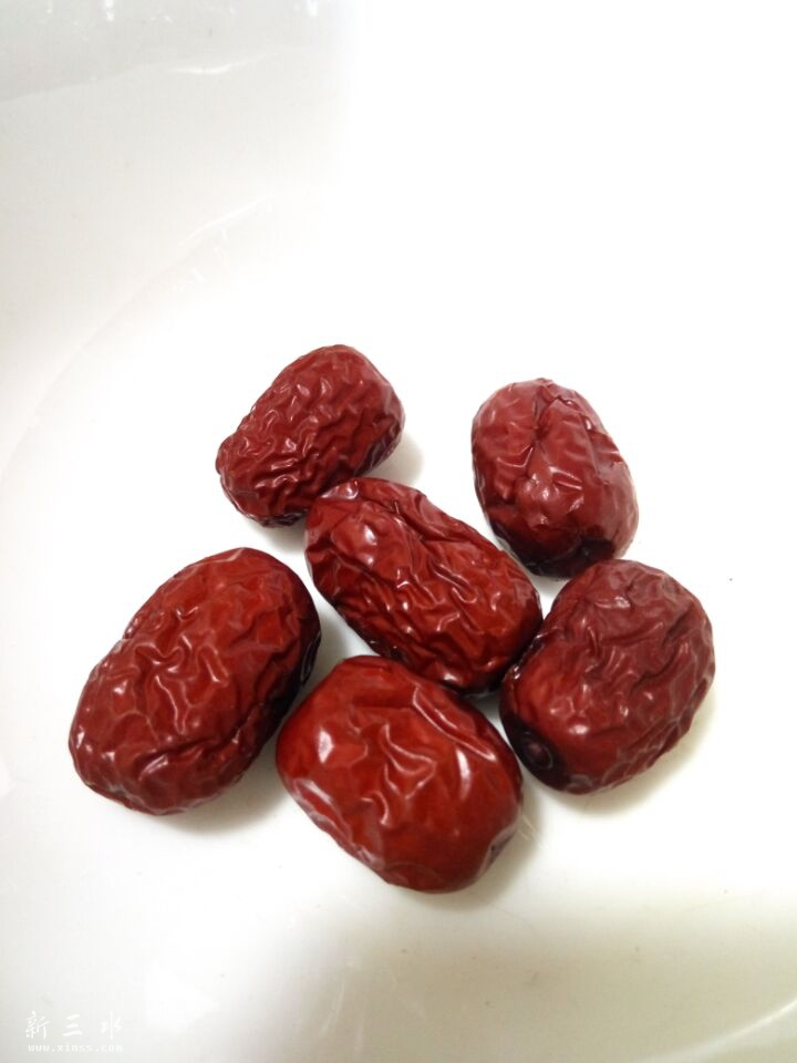 新疆灰枣