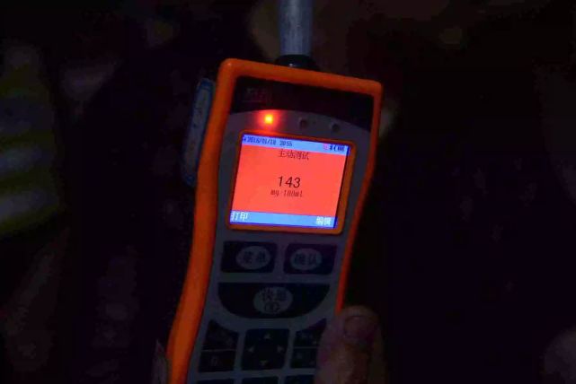 647.jpg