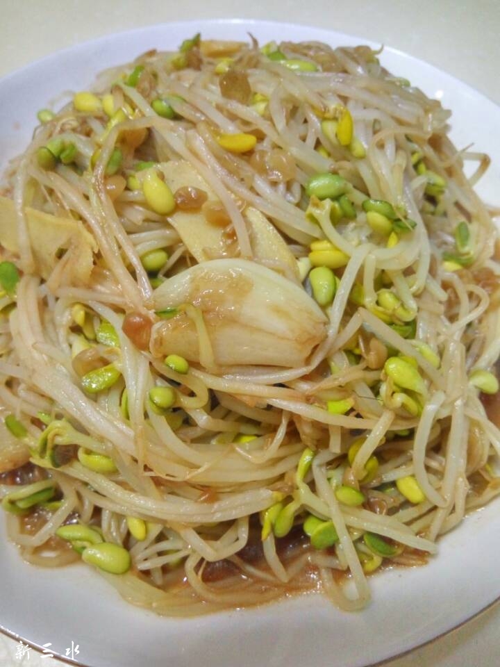 醋溜绿豆芽菜