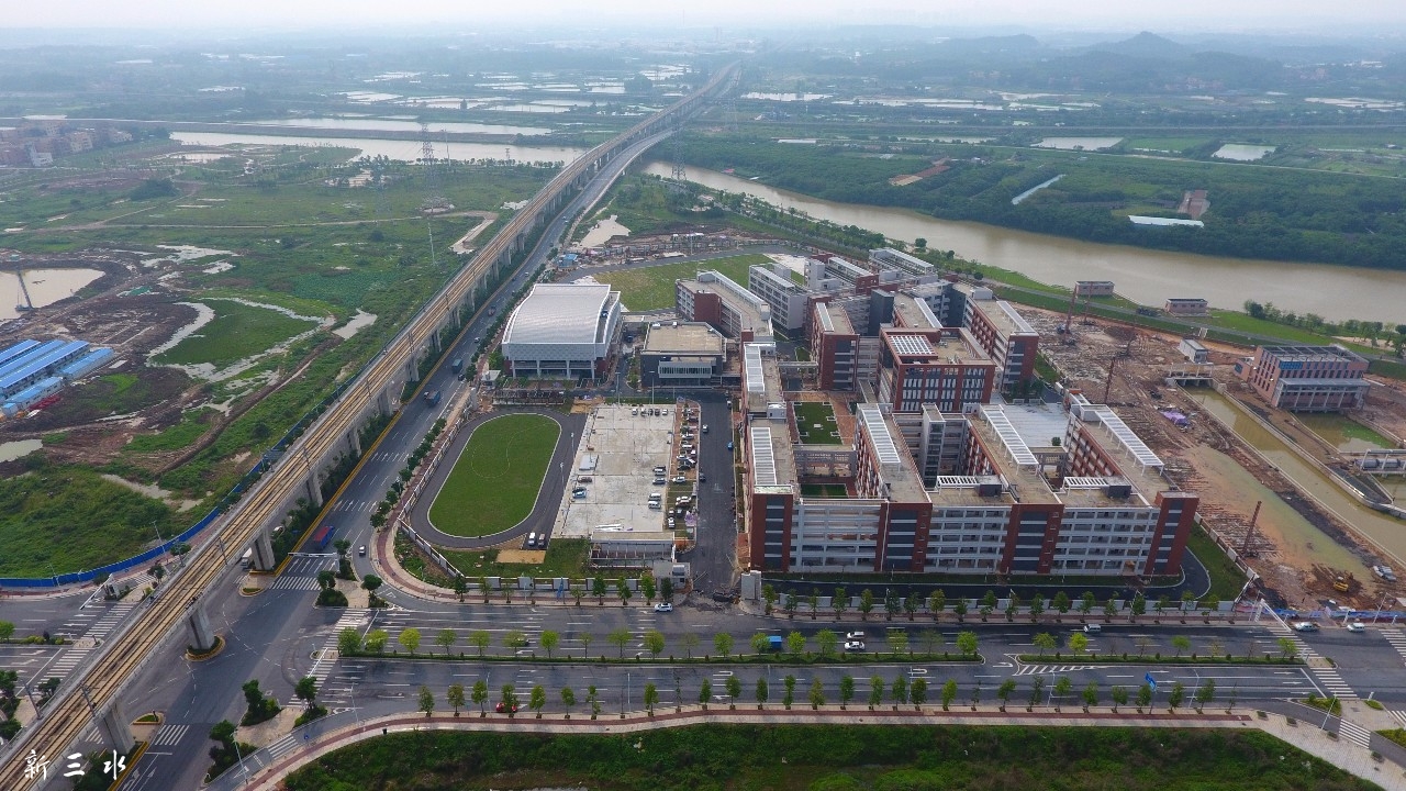 大美云东海学校!内附高清航拍 高清美图!