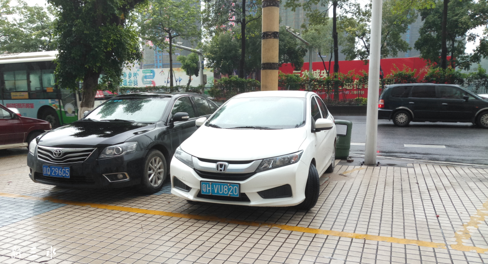 ����·�ϵĽ���ͣ�Ͳ�˵�ˣ���Щ����ĳ���