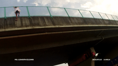 ede50cf0ad41af2af2b23a1ba49e1b82.gif