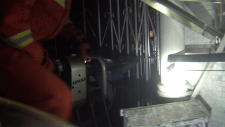 838a1eb460a5e34cac24dab1df412e02.gif