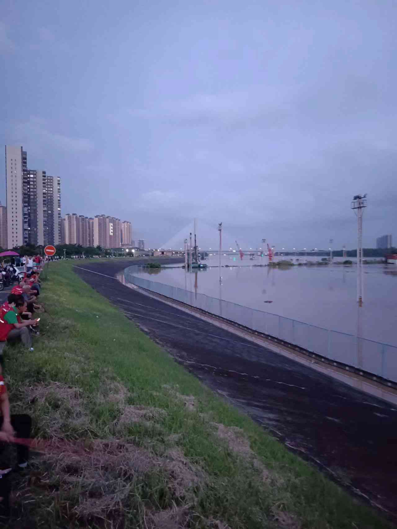 20220621235354front2_0_11327_FpQdFMNidpnXREubSWW6VNHMU47a.jpg