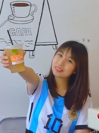 1adfdcae457f3d4ad2018f1ef3daa602.jpg