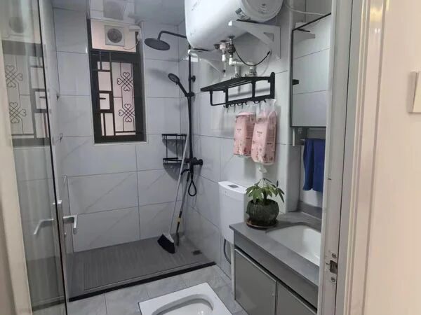 31bb7adef0e12d4a6836f6c2c25886e7.jpg