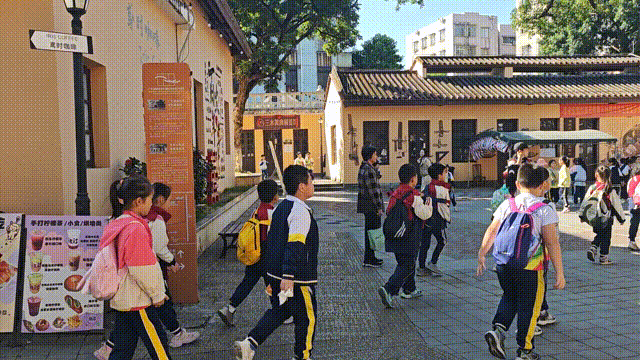 fe24ebf612c7c39e7629bbbb98fba9f1.gif