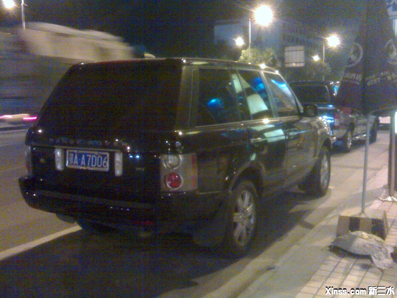 Range Rover [02].jpg