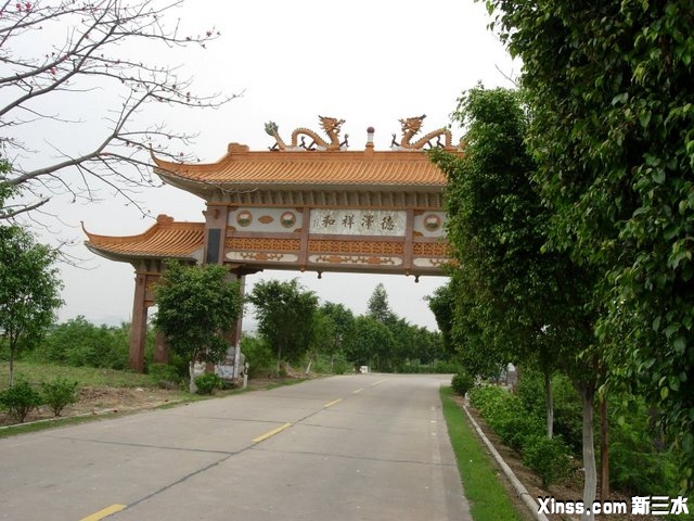 金利牌坊.JPG