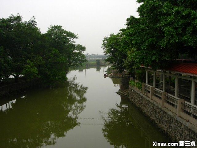 090413215706314a0c87df92ff.jpg