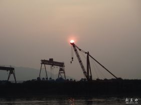 ˼�ͽѺӱߵġ���ơ�