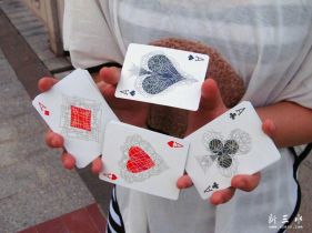 һԼĵ˿Ʒʿ White Knuckle Playing Cards